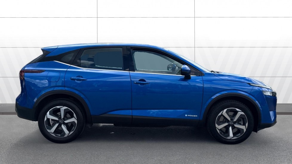 Nissan Qashqai 1.5 E-Power Acenta Premium 5dr Auto Hybrid Hatchback - Image 5