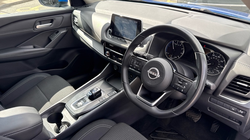 Nissan Qashqai 1.5 E-Power Acenta Premium 5dr Auto Hybrid Hatchback - Image 11
