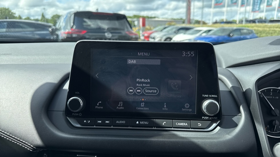 Nissan Qashqai 1.5 E-Power Acenta Premium 5dr Auto Hybrid Hatchback - Image 12