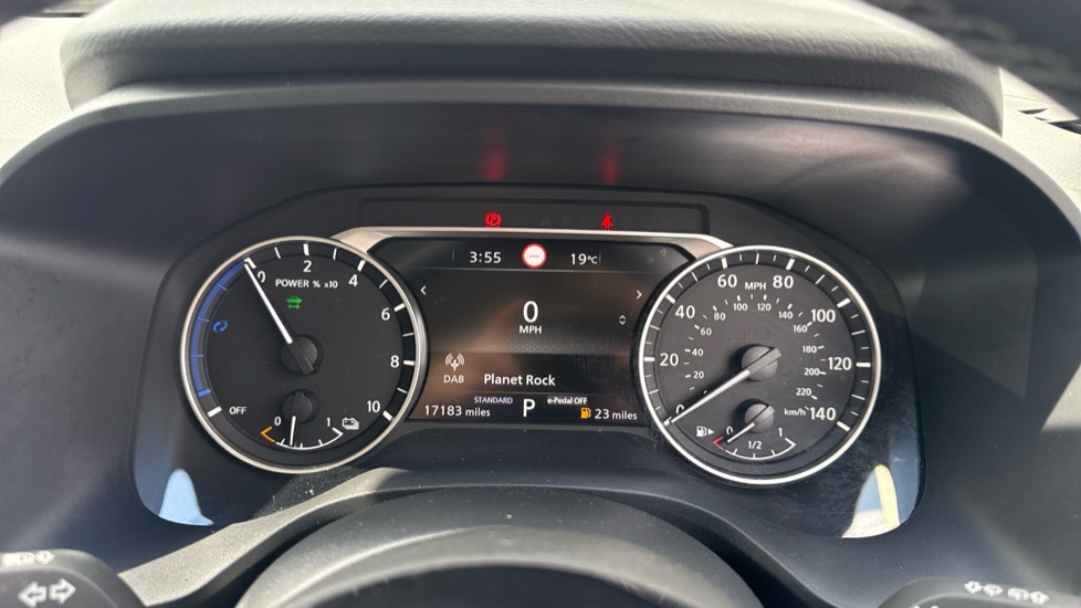 Nissan Qashqai 1.5 E-Power Acenta Premium 5dr Auto Hybrid Hatchback - Image 18