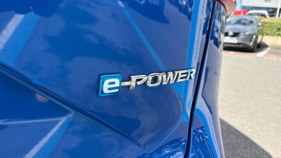 Nissan Qashqai 1.5 E-Power Acenta Premium 5dr Auto Hybrid Hatchback - Image 28