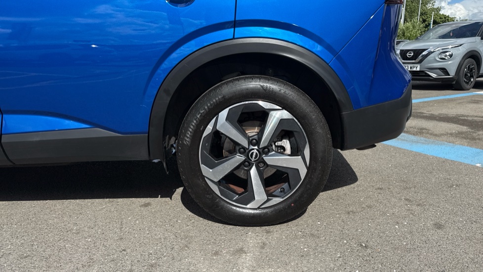 Nissan Qashqai 1.5 E-Power Acenta Premium 5dr Auto Hybrid Hatchback - Image 32