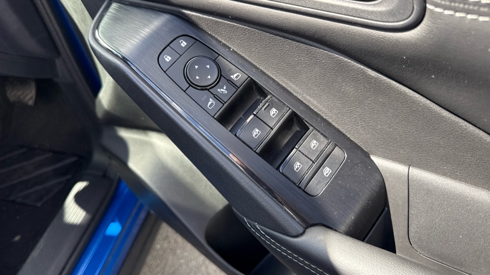 Nissan Qashqai 1.5 E-Power Acenta Premium 5dr Auto Hybrid Hatchback - Image 39