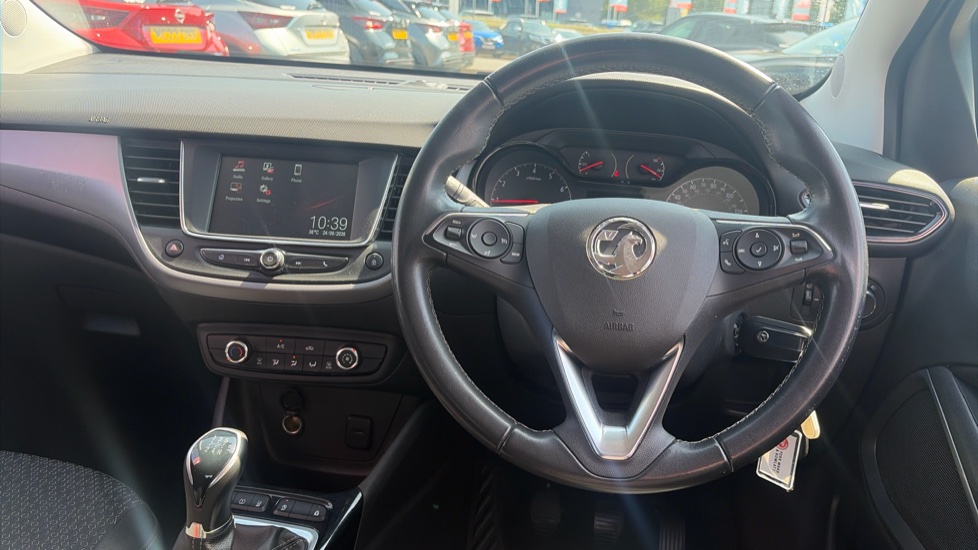 Vauxhall Crossland 1.2 Design 5dr Petrol Hatchback - Image 10