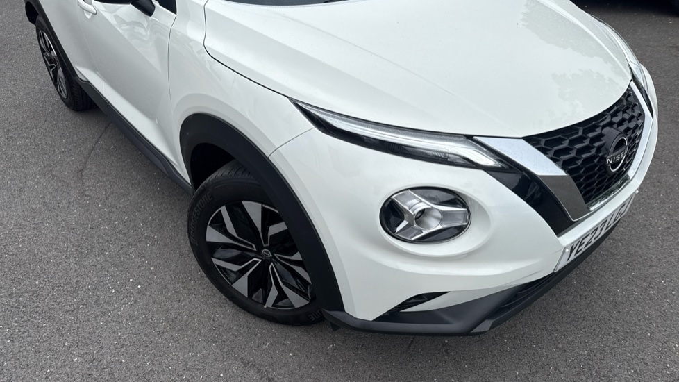 Nissan Juke 1.0 DiG-T 114 Acenta 5dr Petrol Hatchback - Image 8