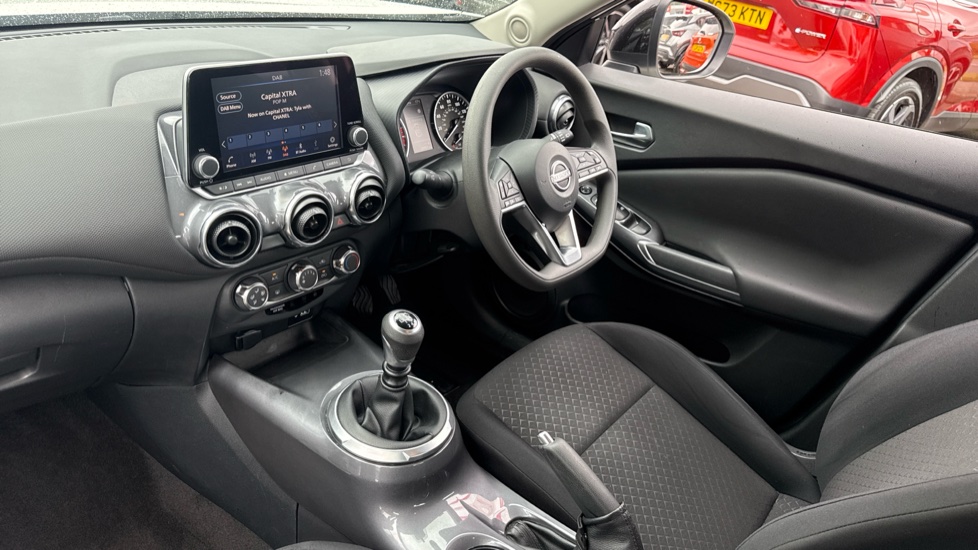 Nissan Juke 1.0 DiG-T 114 Acenta 5dr Petrol Hatchback - Image 9