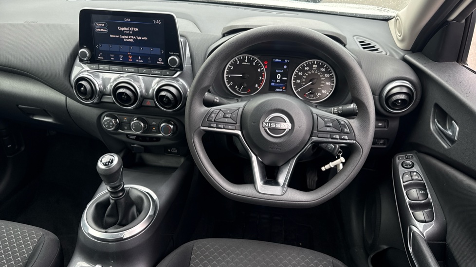 Nissan Juke 1.0 DiG-T 114 Acenta 5dr Petrol Hatchback - Image 10