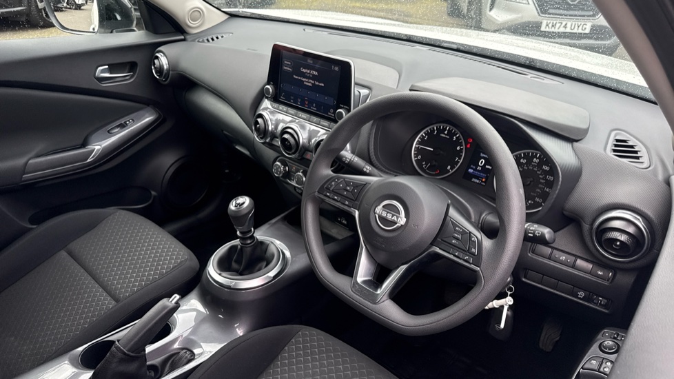 Nissan Juke 1.0 DiG-T 114 Acenta 5dr Petrol Hatchback - Image 11