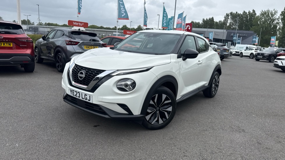 Nissan Juke 1.0 DiG-T 114 Acenta 5dr Petrol Hatchback - Image 31