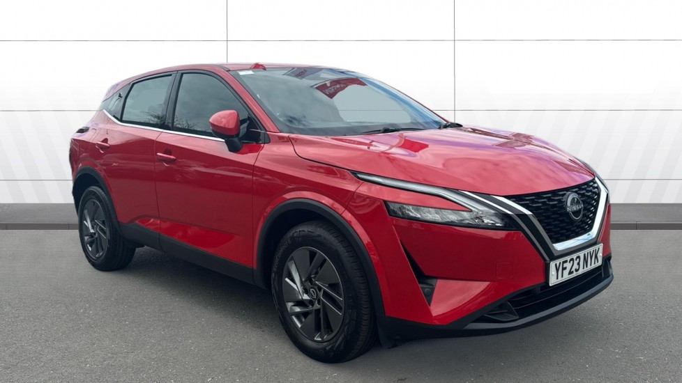 Nissan Qashqai 1.3 DiG-T MH Acenta Premium 5dr Petrol Hatchback - Image 1