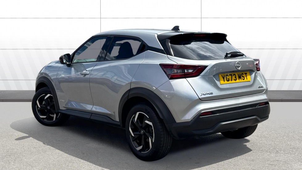 Nissan Juke 1.6 Hybrid N-Connecta 5dr Auto Hybrid Hatchback - Image 2