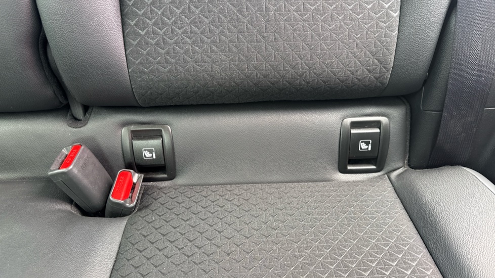 Nissan Juke 1.6 Hybrid N-Connecta 5dr Auto Hybrid Hatchback - Image 31