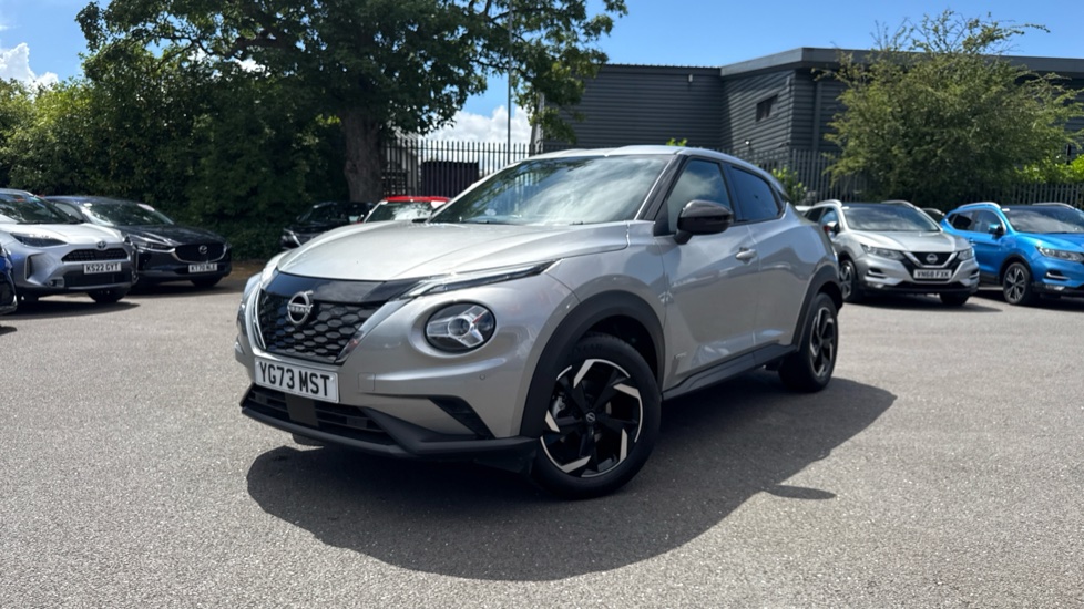 Nissan Juke 1.6 Hybrid N-Connecta 5dr Auto Hybrid Hatchback - Image 35