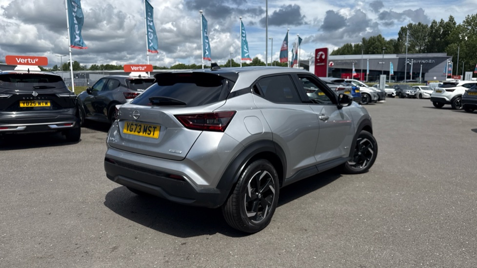 Nissan Juke 1.6 Hybrid N-Connecta 5dr Auto Hybrid Hatchback - Image 36