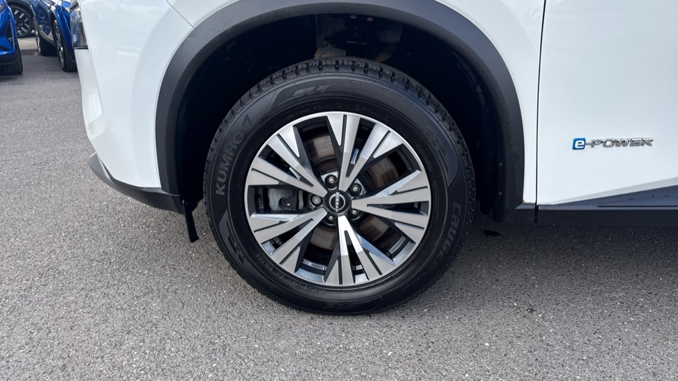 Nissan X-Trail 1.5 E-Power 204 Acenta Premium 5dr Xtronic Hybrid Station Wagon - Image 34