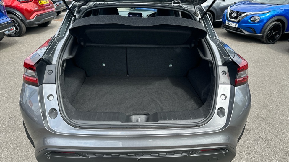 Nissan Juke 1.6 Hybrid N-Connecta 5dr Auto Hybrid Hatchback - Image 4