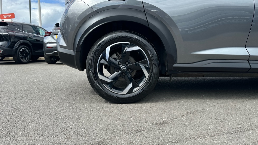 Nissan Juke 1.6 Hybrid N-Connecta 5dr Auto Hybrid Hatchback - Image 7
