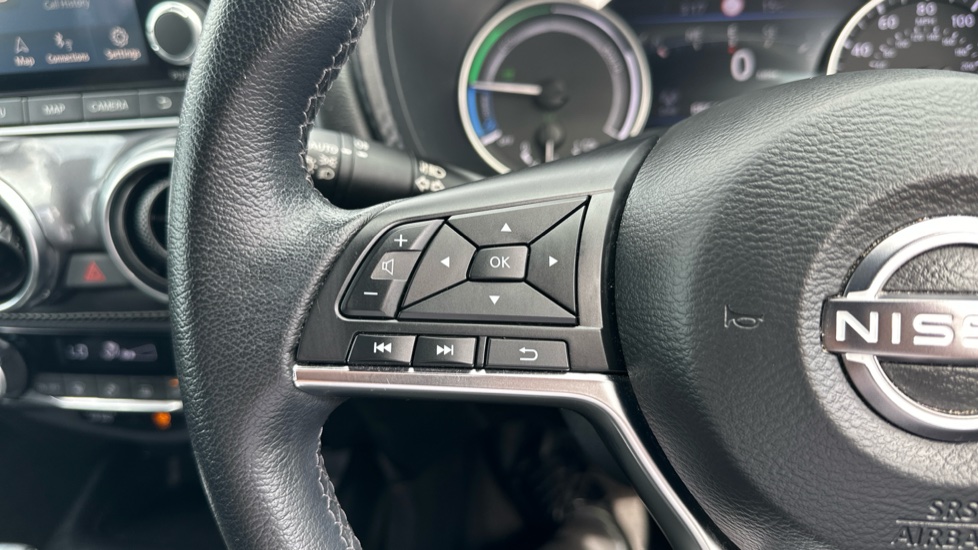 Nissan Juke 1.6 Hybrid N-Connecta 5dr Auto Hybrid Hatchback - Image 21