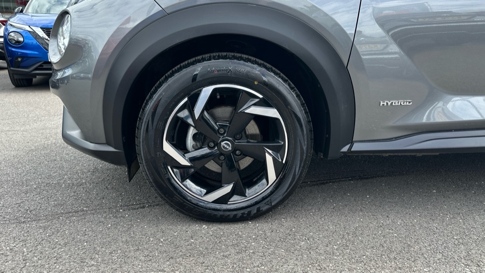 Nissan Juke 1.6 Hybrid N-Connecta 5dr Auto Hybrid Hatchback - Image 41