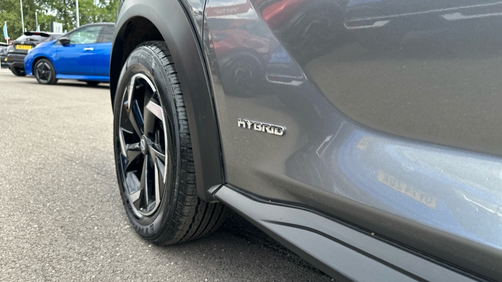 Nissan Juke 1.6 Hybrid N-Connecta 5dr Auto Hybrid Hatchback - Image 43