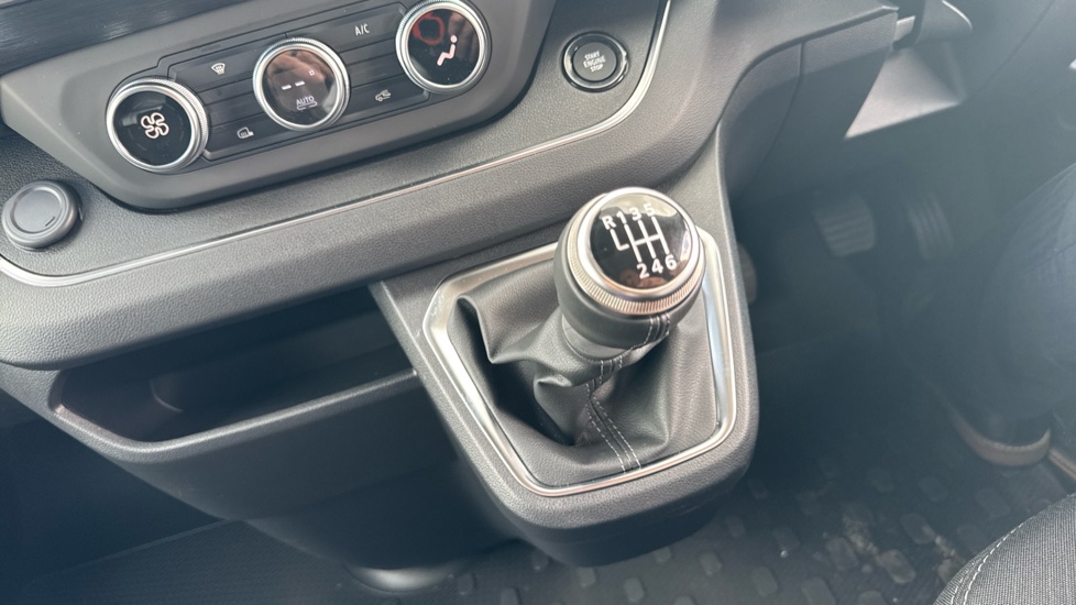 Renault Trafic Lwb Diesel LL30 Blue dCi 150 Extra Sport [Safety] Van - Image 13
