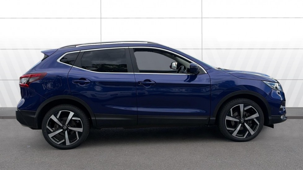 Nissan Qashqai 1.5 dCi 115 Tekna 5dr Diesel Hatchback - Image 5