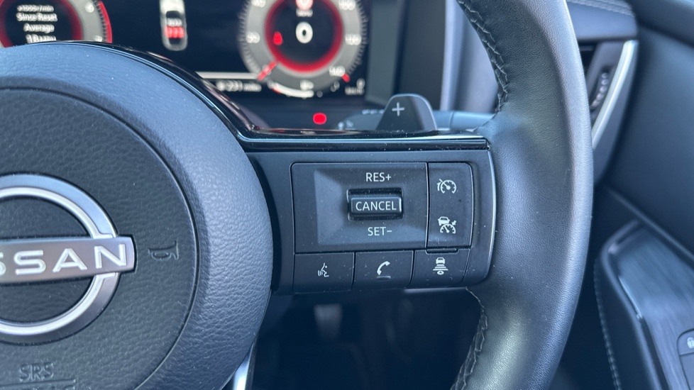 Nissan Qashqai 1.3 DiG-T MH 158 N-Connecta 5dr Xtronic Petrol Hatchback - Image 22
