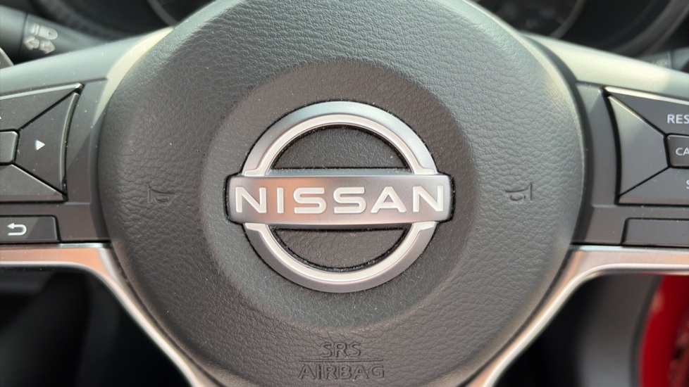 Nissan Juke 1.0 DiG-T 114 N-Connecta 5dr DCT Petrol Hatchback - Image 28