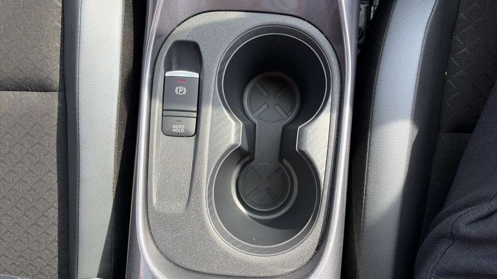 Nissan Juke 1.0 DiG-T 114 N-Connecta 5dr DCT Petrol Hatchback - Image 38