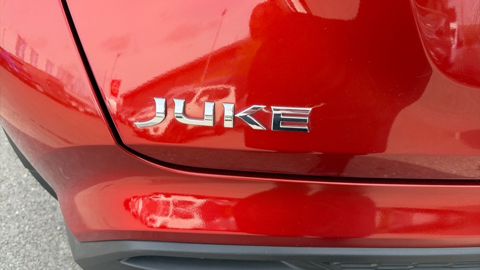 Nissan Juke 1.0 DiG-T 114 N-Connecta 5dr DCT Petrol Hatchback - Image 43