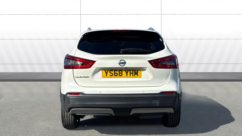 Nissan Qashqai 1.5 dCi 115 N-Connecta 5dr Diesel Hatchback - Image 6