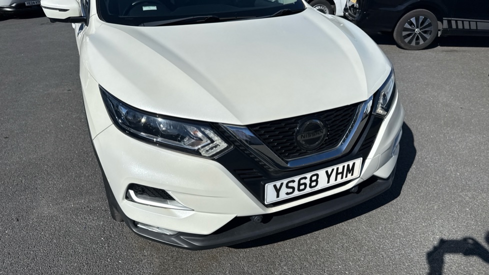 Nissan Qashqai 1.5 dCi 115 N-Connecta 5dr Diesel Hatchback - Image 22