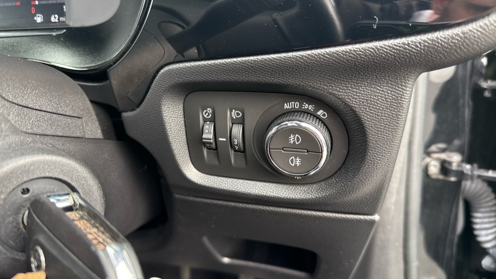 Vauxhall Corsa 1.2 Elite Edition 5dr Petrol Hatchback - Image 31