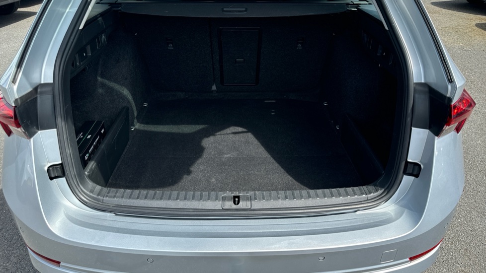 Skoda Octavia 2.0 TDI SE Technology 5dr Diesel Estate - Image 4