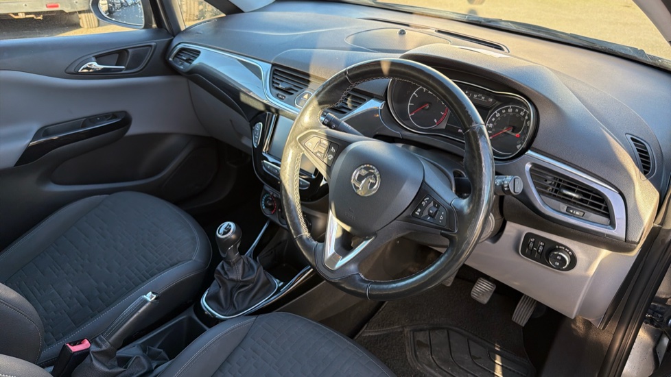 Vauxhall Corsa 1.4 ecoFLEX SE 5dr Petrol Hatchback - Image 11