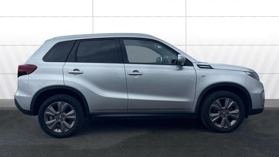 Suzuki Vitara 1.4 Boosterjet 48V Hybrid SZ-T 5dr Petrol Estate - Image 5