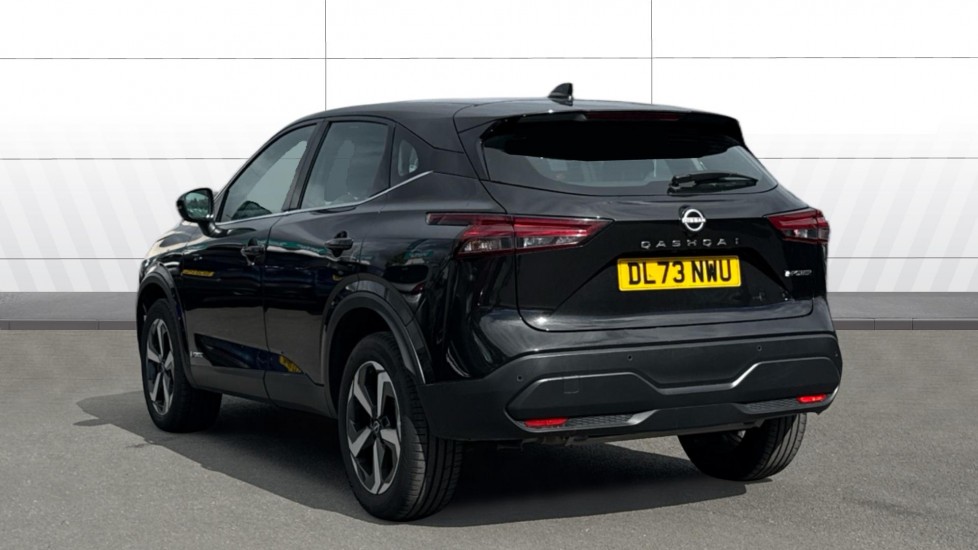 Nissan Qashqai 1.5 E-Power Acenta Premium 5dr Auto Hybrid Hatchback - Image 2