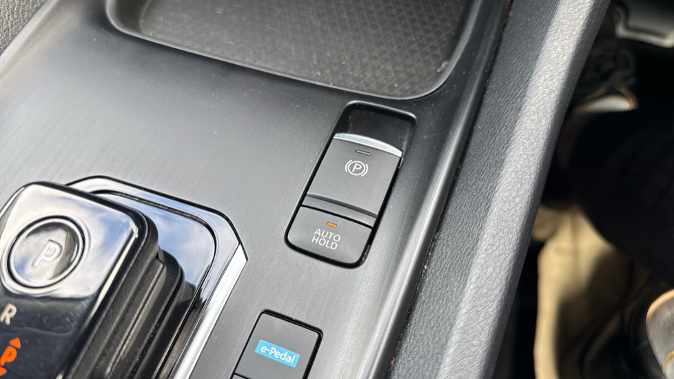 Nissan Qashqai 1.5 E-Power Acenta Premium 5dr Auto Hybrid Hatchback - Image 22
