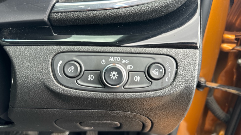Vauxhall Mokka X 1.4T ecoTEC Active 5dr Petrol Hatchback - Image 22