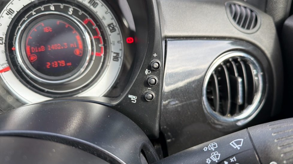 Fiat 500 1.0 Mild Hybrid Dolcevita [Part Leather] 3dr Petrol Hatchback - Image 27