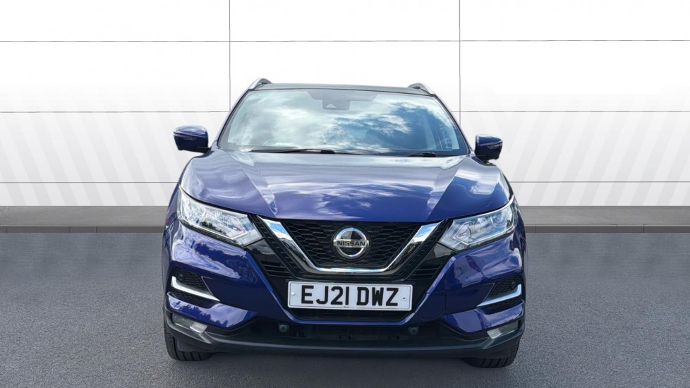 Nissan Qashqai 1.3 DiG-T 160 [157] N-Connecta 5dr DCT Glass Roof Petrol Hatchback - Image 3
