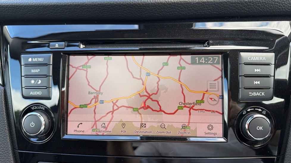 Nissan Qashqai 1.3 DiG-T 160 [157] N-Connecta 5dr DCT Glass Roof Petrol Hatchback - Image 12