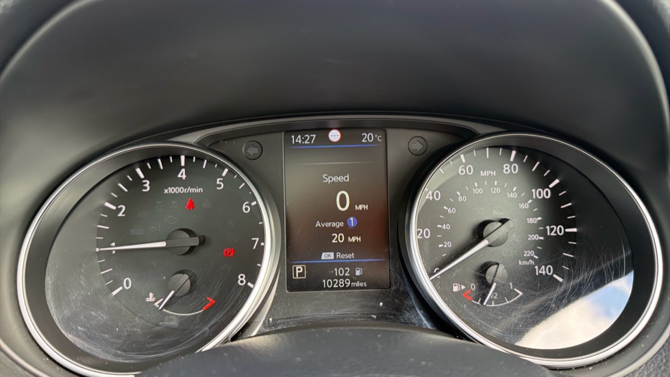 Nissan Qashqai 1.3 DiG-T 160 [157] N-Connecta 5dr DCT Glass Roof Petrol Hatchback - Image 18