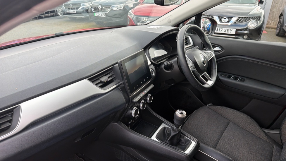 Renault Captur 1.0 TCE 90 Techno 5dr Petrol Hatchback - Image 9