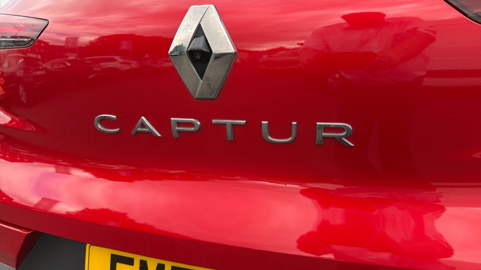 Renault Captur 1.0 TCE 90 Techno 5dr Petrol Hatchback - Image 30