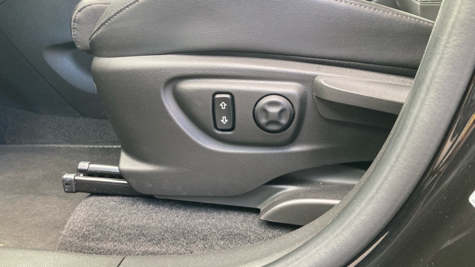 Vauxhall Mokka X 1.4T ecoTEC Elite Nav 5dr Petrol Hatchback - Image 23