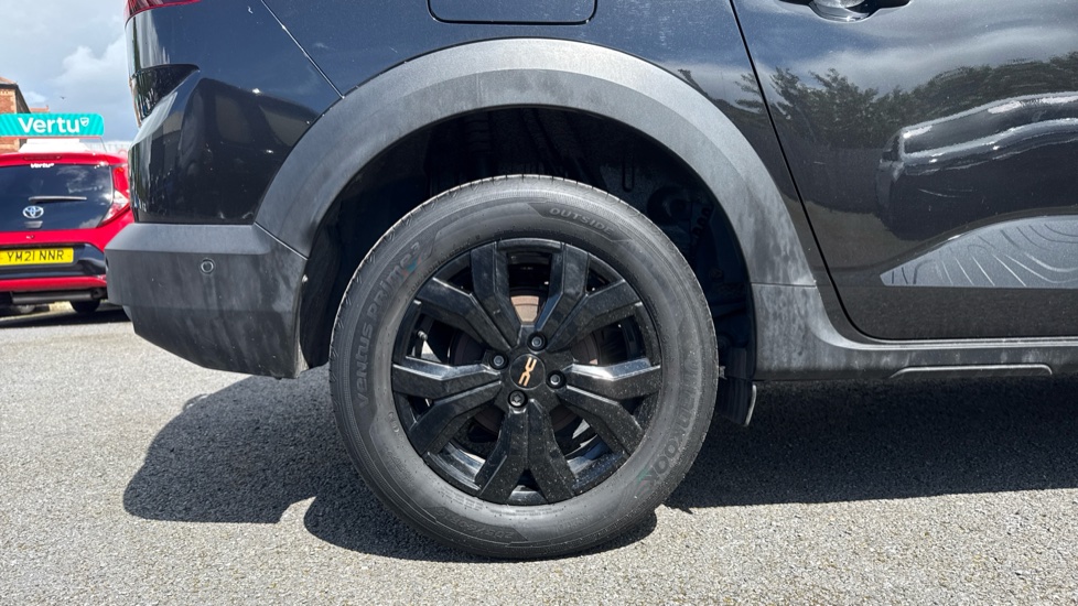 Dacia Jogger 1.0 TCe Extreme 5dr Petrol Estate - Image 7