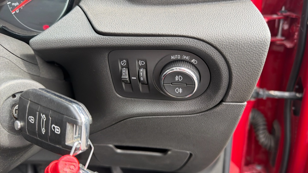 Vauxhall Grandland X 1.2 Turbo SE Premium 5dr Petrol Hatchback - Image 33