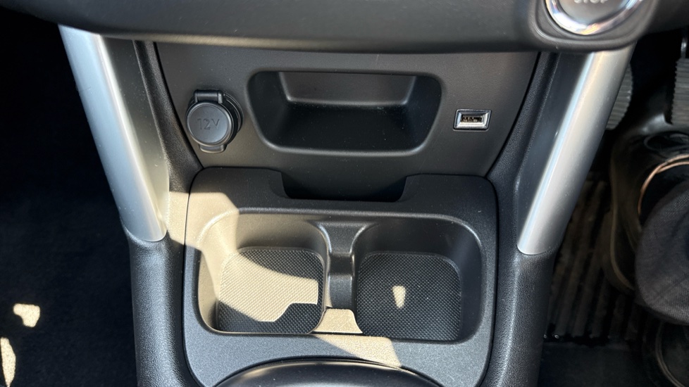 Citroen C3 Aircross 1.2 PureTech 110 Flair 5dr [6 speed] Petrol Hatchback - Image 21