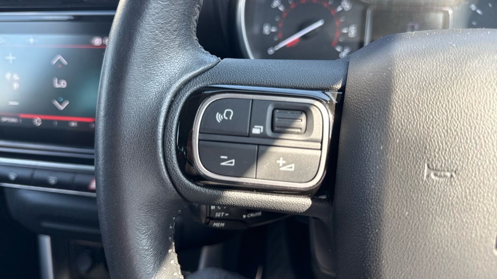 Citroen C3 Aircross 1.2 PureTech 110 Flair 5dr [6 speed] Petrol Hatchback - Image 27